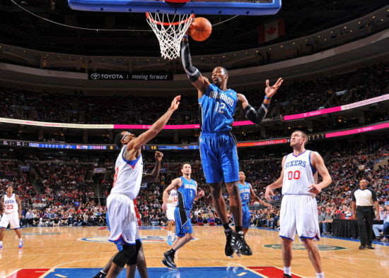 莱切2-1都灵，班达、拉萨纳-库利巴利建功（班达、拉萨纳-库利巴利破门，莱切2-1力克都灵）