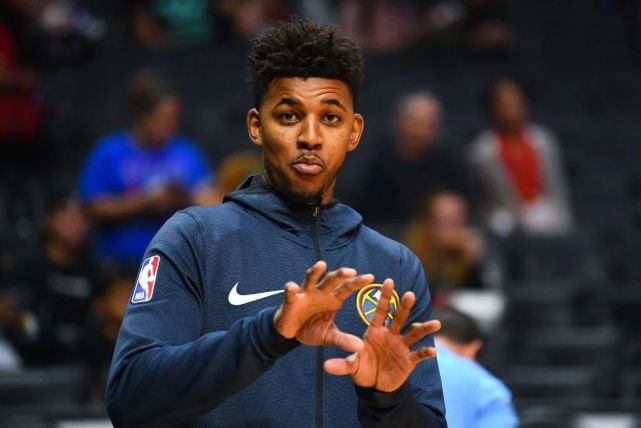 皇马客战巴列卡诺：姆巴佩、维尼修斯首发，卜拉欣出战（皇马做客巴列卡诺：姆巴佩与维尼修斯先发，卜拉欣出场）