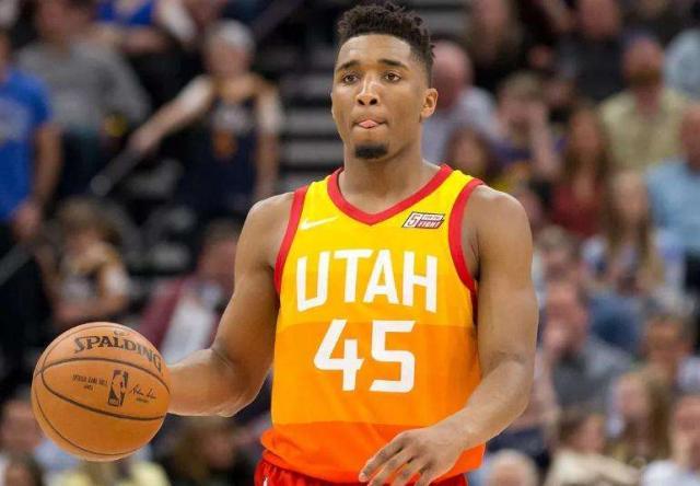 莫雷托：狼队前锋贡萨洛-格德斯转会皇家社会正在顺利推进（莫雷托：贡萨洛-格德斯从狼队赴皇家社会的转会进展顺利）